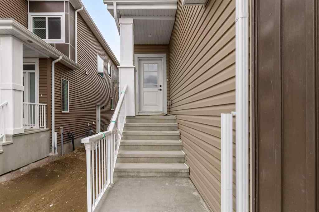 MLS® A2252105 - 476 Rivercrest View  in Rivercrest Cochrane, Residential