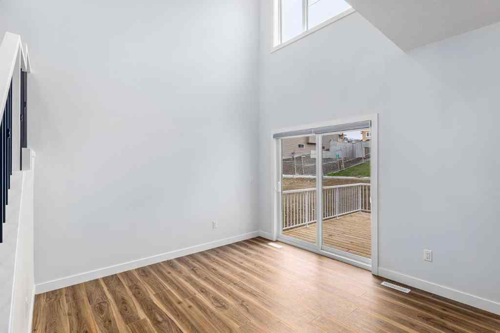 MLS® A2252105 - 476 Rivercrest View  in Rivercrest Cochrane, Residential
