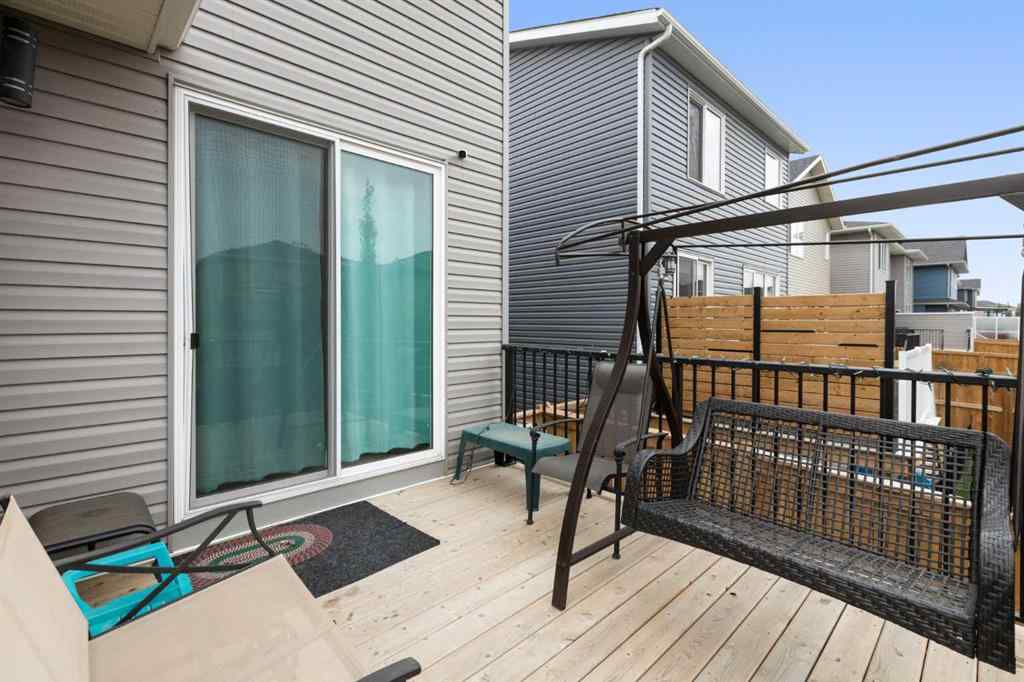 MLS® A2252106 - 218 Willow Place  in The Willows Cochrane, Residential