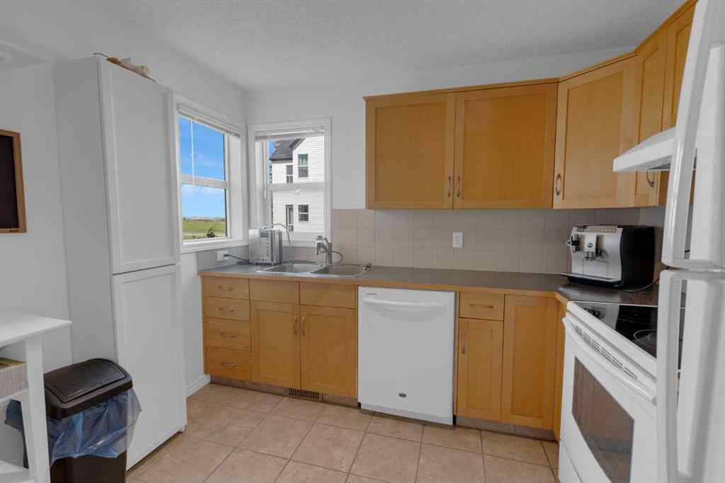 MLS® A2252117 - Unit #19 200 Hidden Hills Terrace NW in Hidden Valley Calgary, Residential