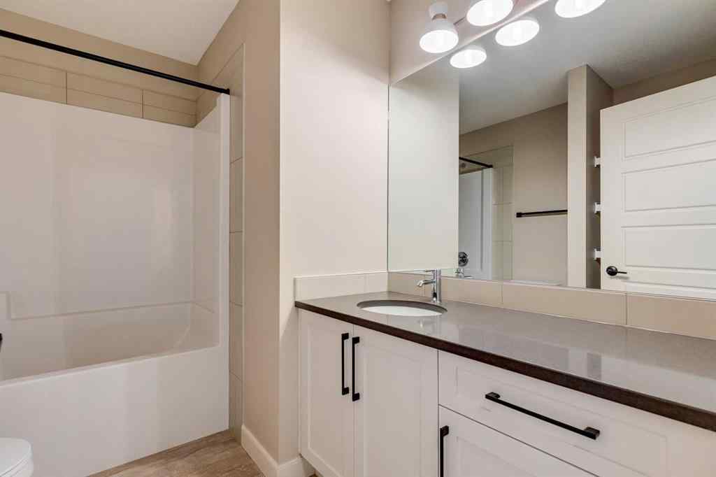 MLS® A2252118 - 111 sundown Crescent  in Sunset Ridge Cochrane, Residential