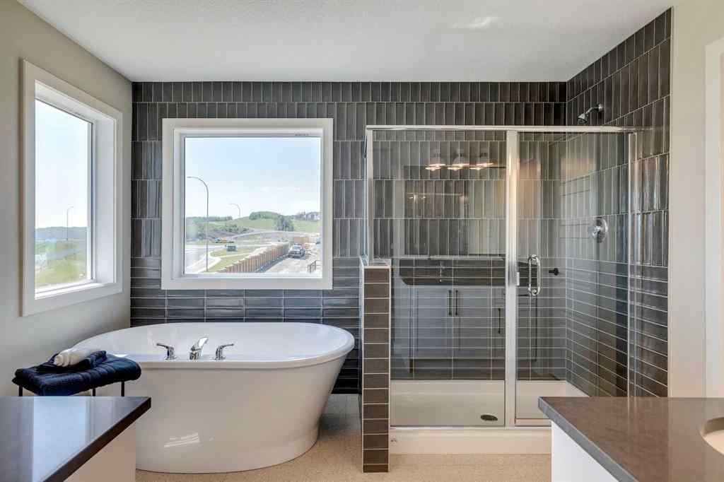 MLS® A2252118 - 111 sundown Crescent  in Sunset Ridge Cochrane, Residential