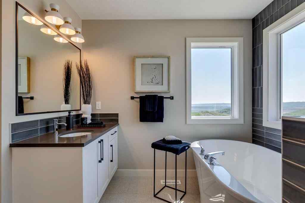 MLS® A2252118 - 111 sundown Crescent  in Sunset Ridge Cochrane, Residential