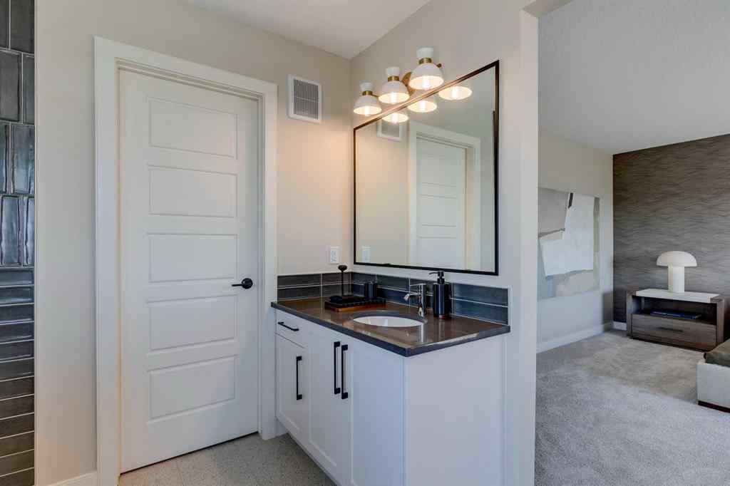 MLS® A2252118 - 111 sundown Crescent  in Sunset Ridge Cochrane, Residential