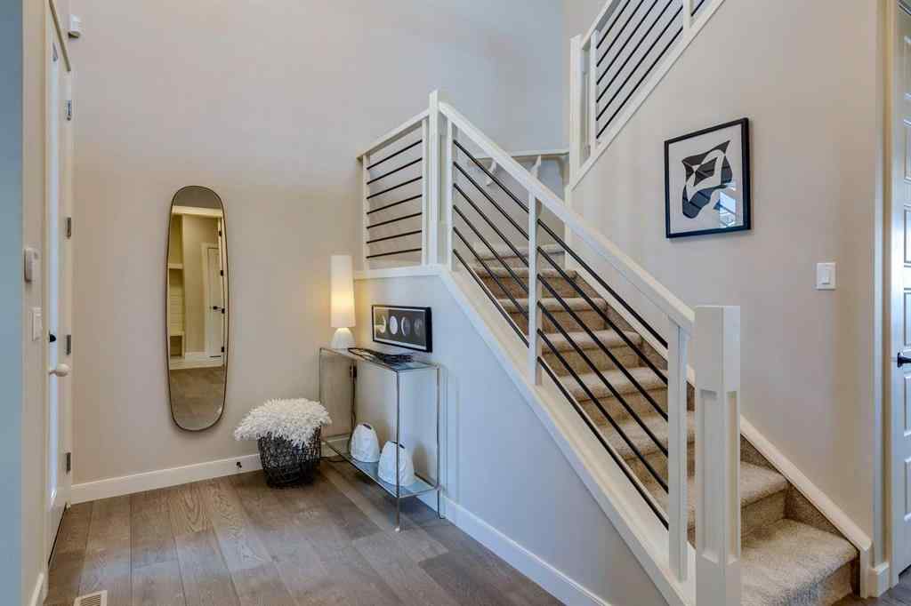 MLS® A2252118 - 111 sundown Crescent  in Sunset Ridge Cochrane, Residential