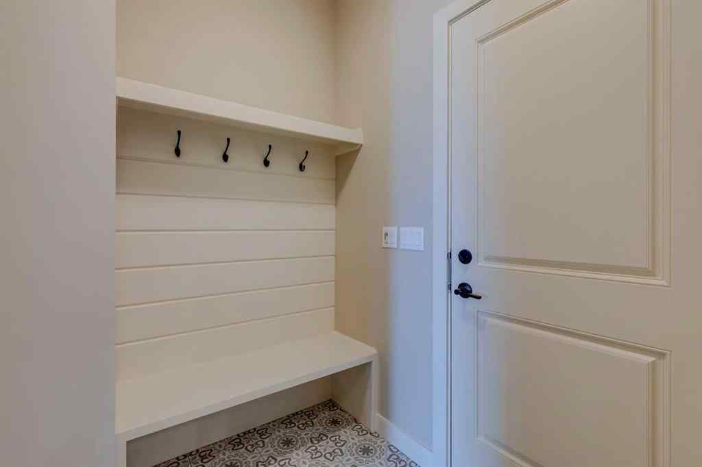 MLS® A2252118 - 111 sundown Crescent  in Sunset Ridge Cochrane, Residential