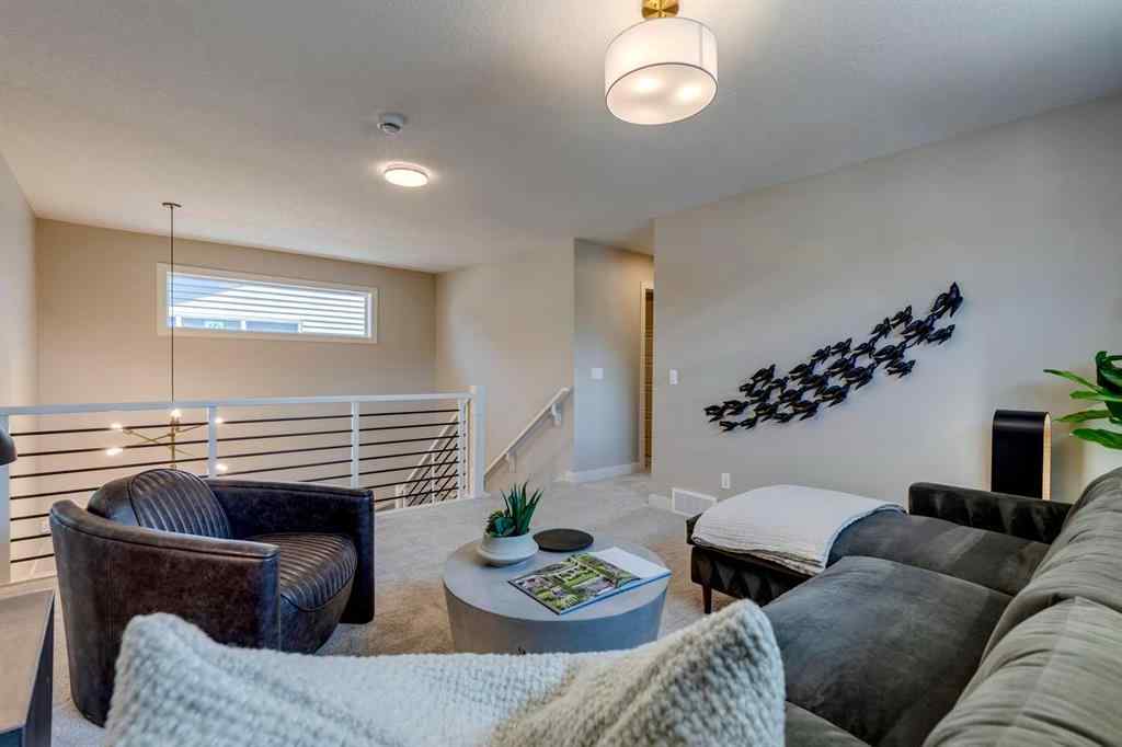 MLS® A2252118 - 111 sundown Crescent  in Sunset Ridge Cochrane, Residential