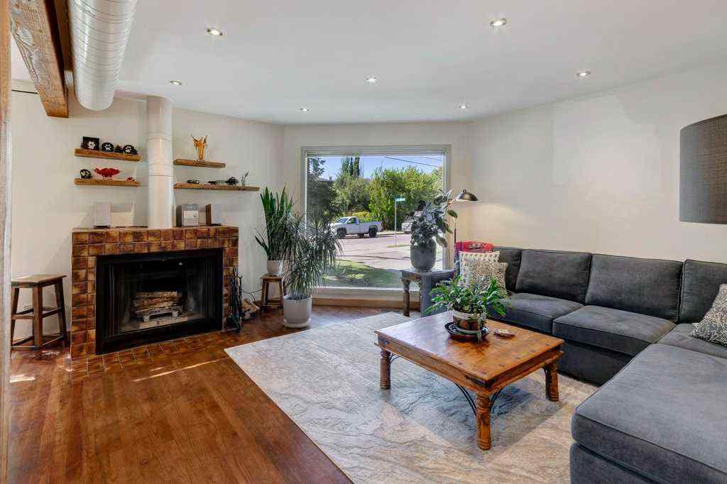 MLS® A2252120 - 30 & 32 New Street SE in Inglewood Calgary, Residential
