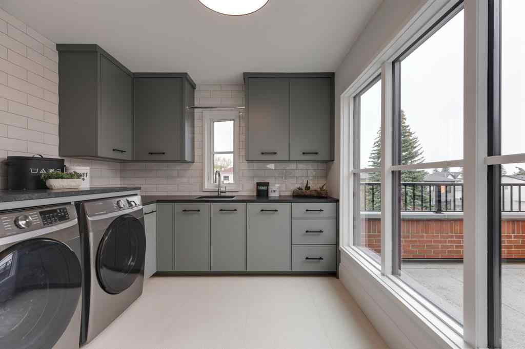 MLS® A2252129 - 2207 29 Avenue SW in Richmond Calgary, Residential