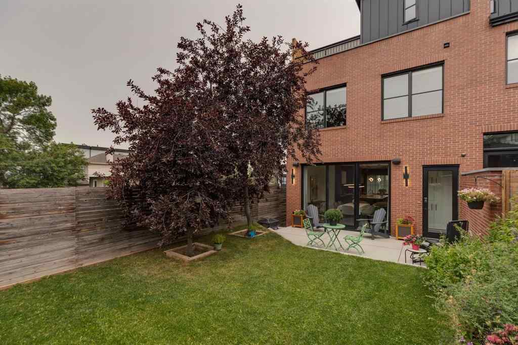 MLS® A2252129 - 2207 29 Avenue SW in Richmond Calgary, Residential