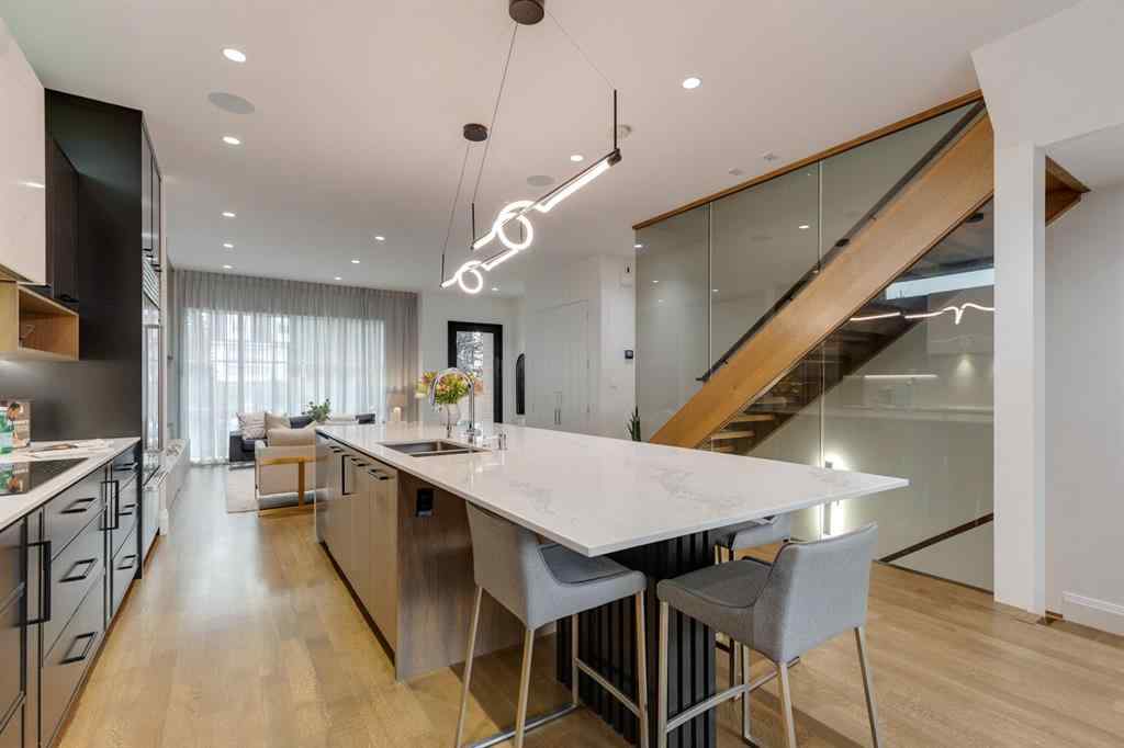 MLS® A2252129 - 2207 29 Avenue SW in Richmond Calgary, Residential