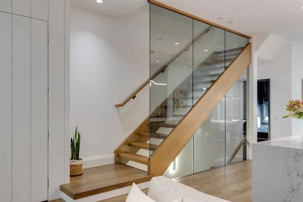 MLS® A2252129 - 2207 29 Avenue SW in Richmond Calgary, Residential