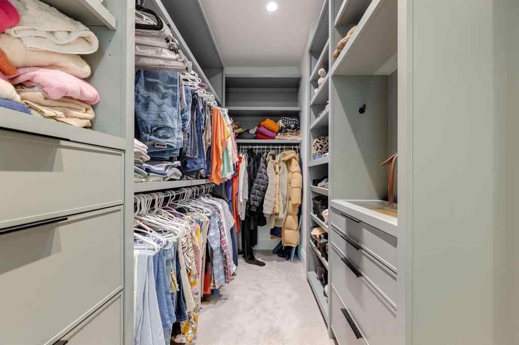 MLS® A2252129 - 2207 29 Avenue SW in Richmond Calgary, Residential