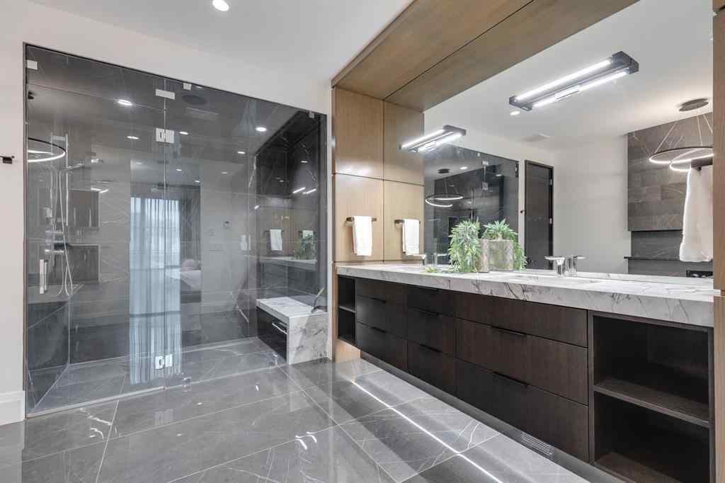 MLS® A2252129 - 2207 29 Avenue SW in Richmond Calgary, Residential