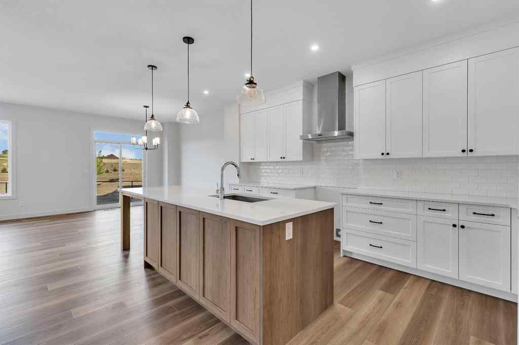 MLS® A2252130 - 127 Heritage Court  in Heritage Hills Cochrane, Residential