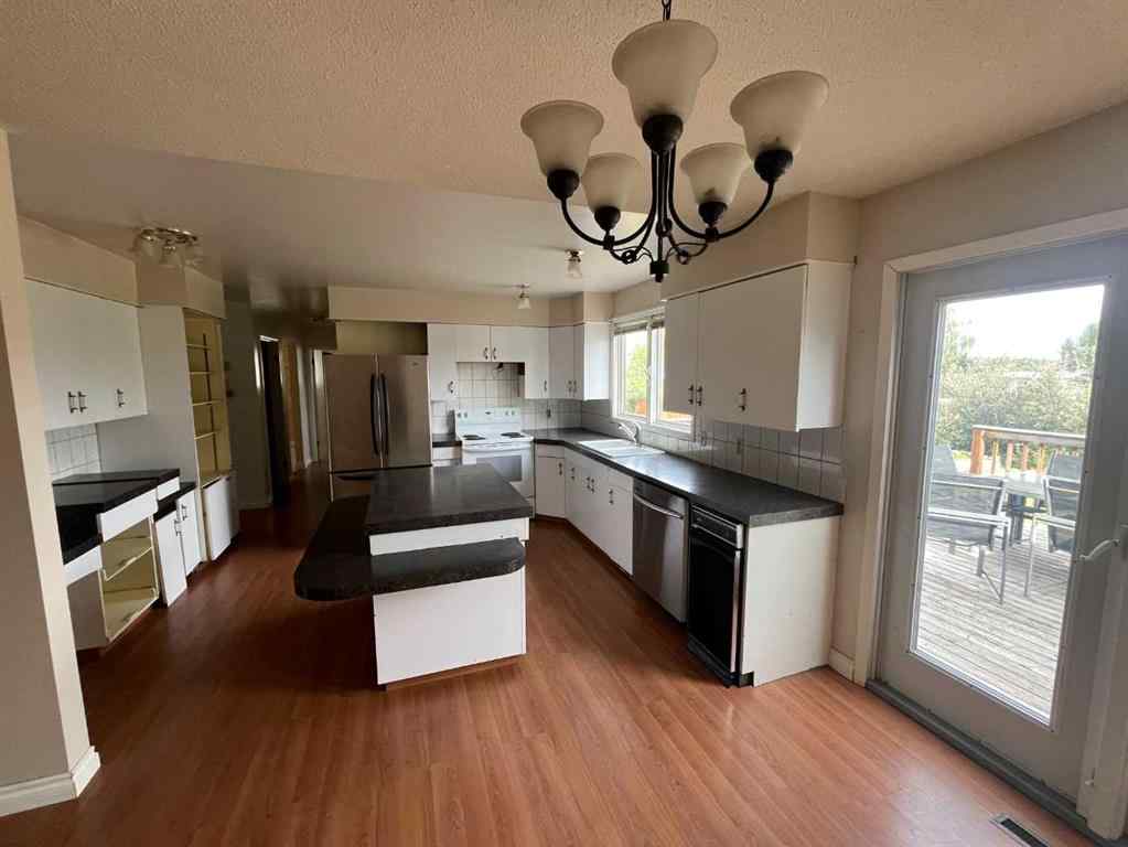 MLS® A2252132 - 143 5th Avenue E in NONE Cardston, Residential