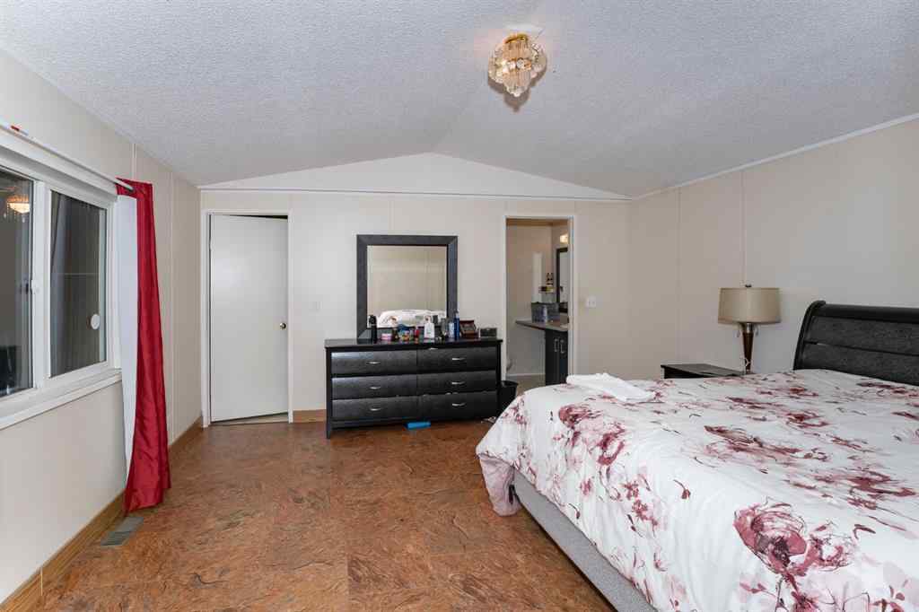 MLS® A2252133 - 69 Burroughs Place NE in Monterey Park Calgary, Mobile