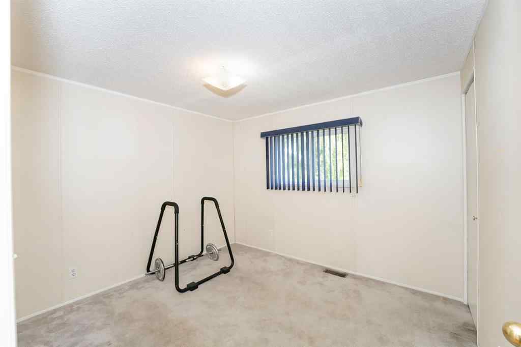 MLS® A2252133 - 69 Burroughs Place NE in Monterey Park Calgary, Mobile