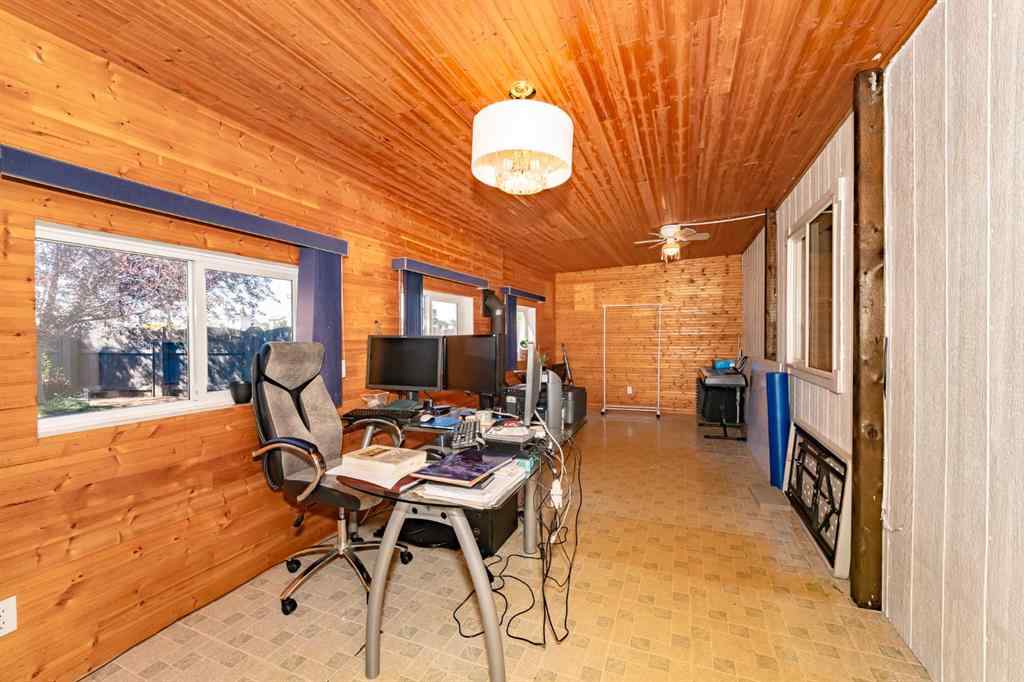MLS® A2252133 - 69 Burroughs Place NE in Monterey Park Calgary, Mobile