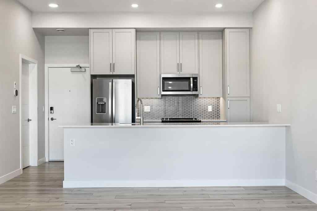MLS® A2252134 - Unit #410 255 Les Jardins Park SE in Douglasdale/Glen Calgary, Residential