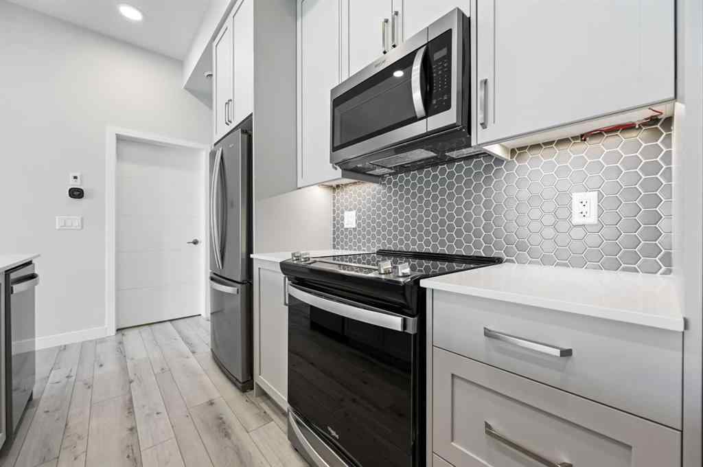 MLS® A2252134 - Unit #410 255 Les Jardins Park SE in Douglasdale/Glen Calgary, Residential