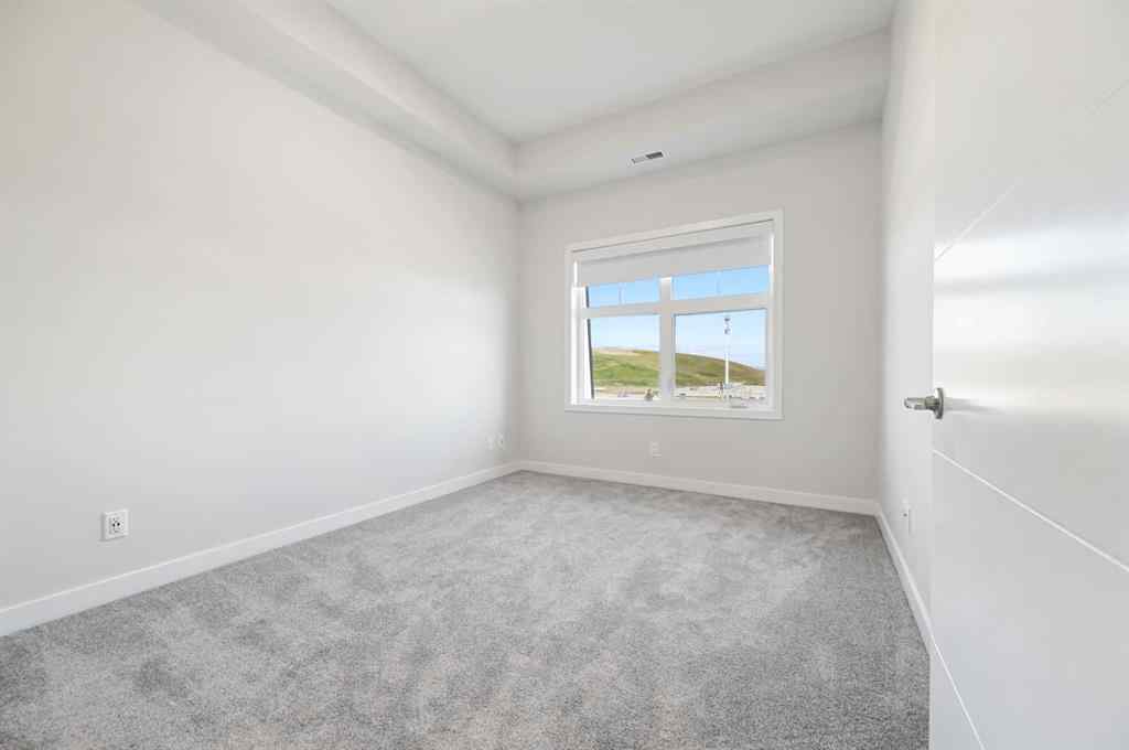 MLS® A2252134 - Unit #410 255 Les Jardins Park SE in Douglasdale/Glen Calgary, Residential