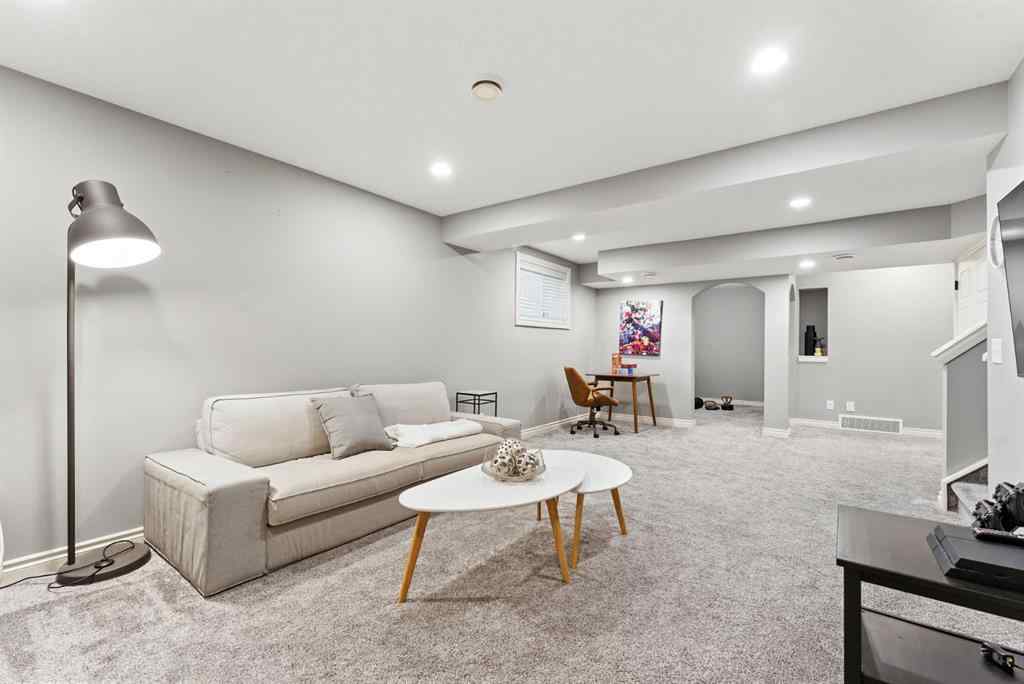MLS® A2252135 - 29 Douglasbank Way SE in Douglasdale/Glen Calgary, Residential