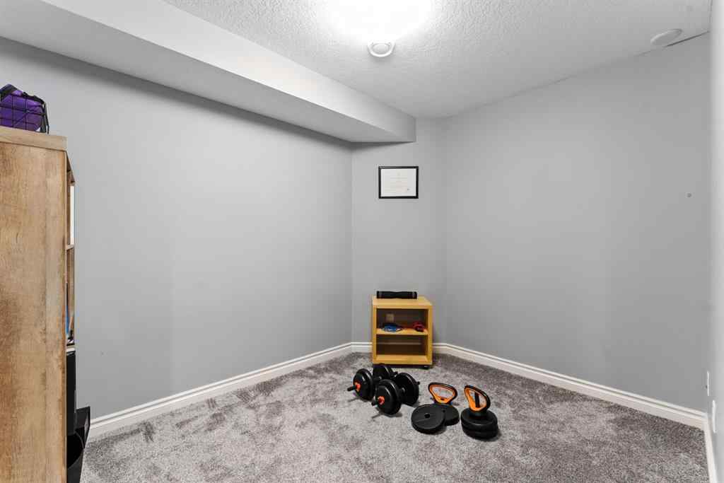 MLS® A2252135 - 29 Douglasbank Way SE in Douglasdale/Glen Calgary, Residential