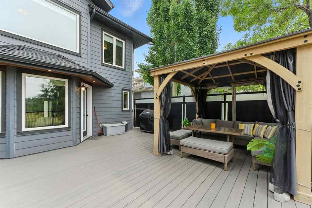 MLS® A2252135 - 29 Douglasbank Way SE in Douglasdale/Glen Calgary, Residential