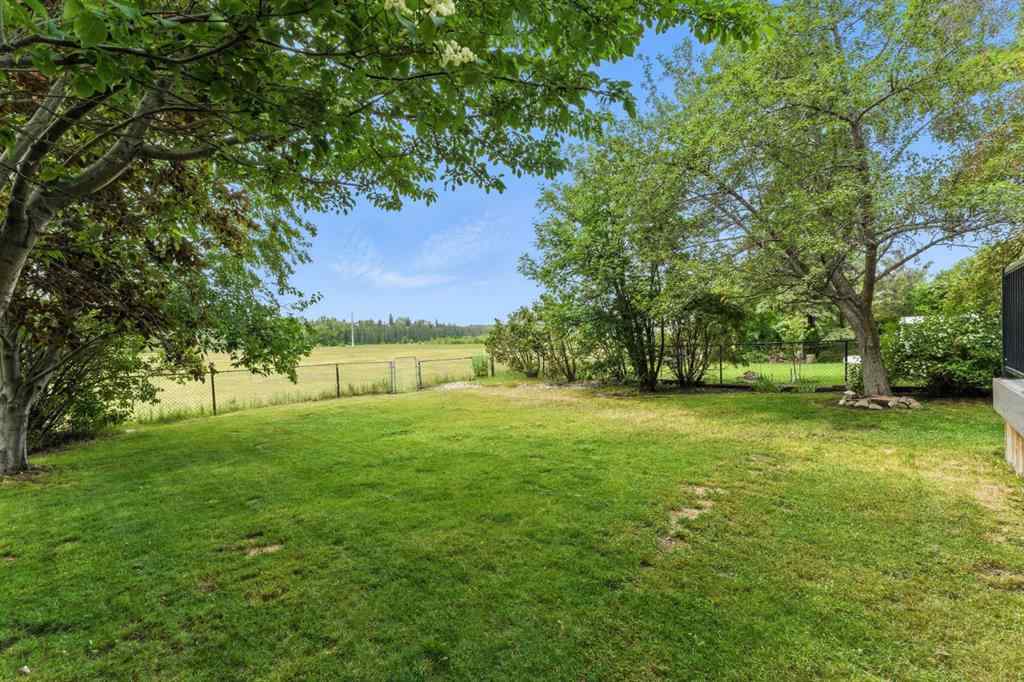 MLS® A2252135 - 29 Douglasbank Way SE in Douglasdale/Glen Calgary, Residential
