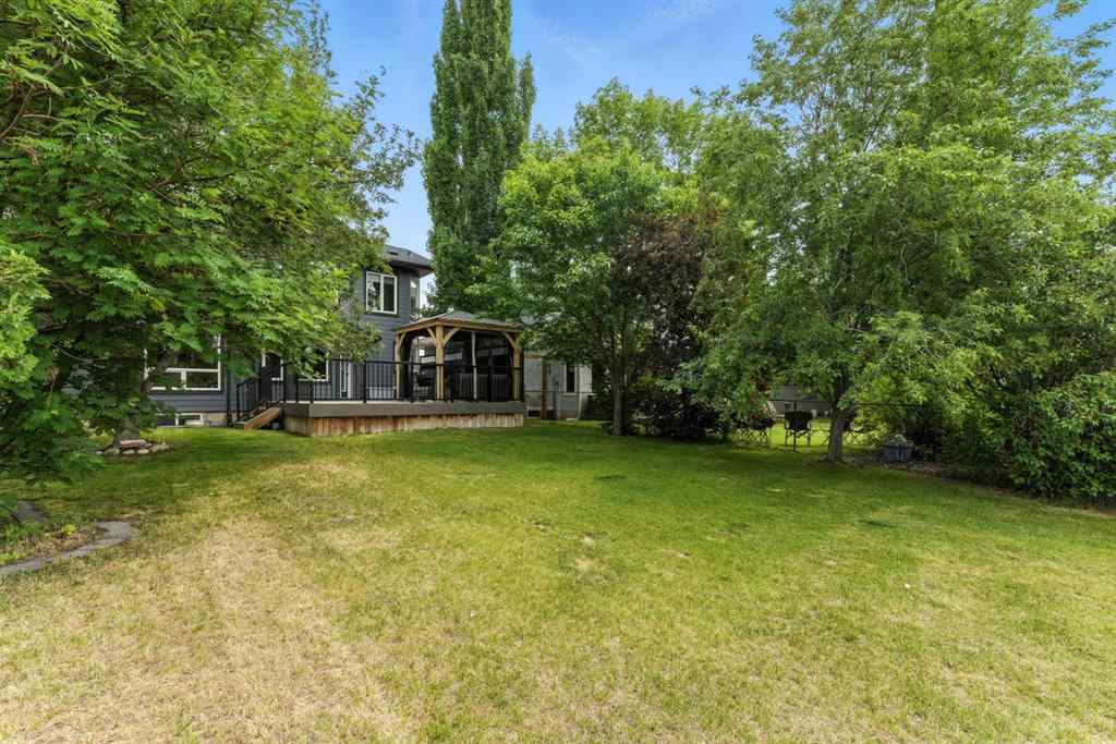 MLS® A2252135 - 29 Douglasbank Way SE in Douglasdale/Glen Calgary, Residential