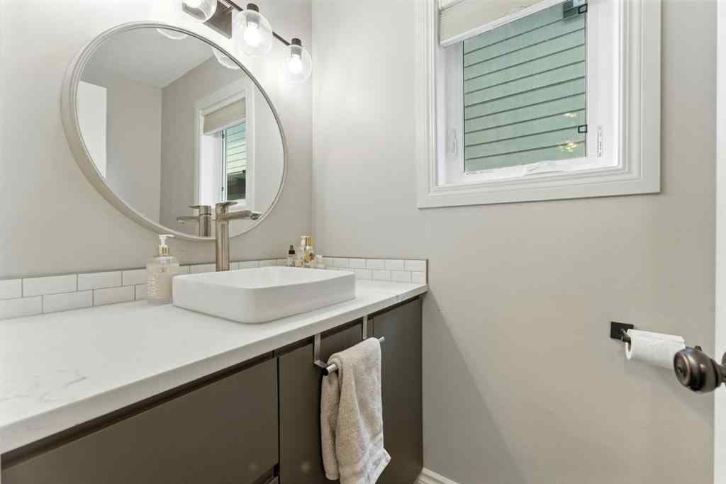 MLS® A2252135 - 29 Douglasbank Way SE in Douglasdale/Glen Calgary, Residential