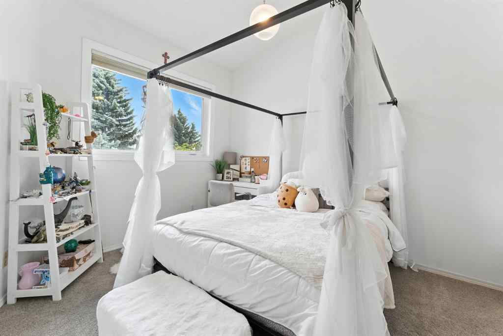 MLS® A2252135 - 29 Douglasbank Way SE in Douglasdale/Glen Calgary, Residential