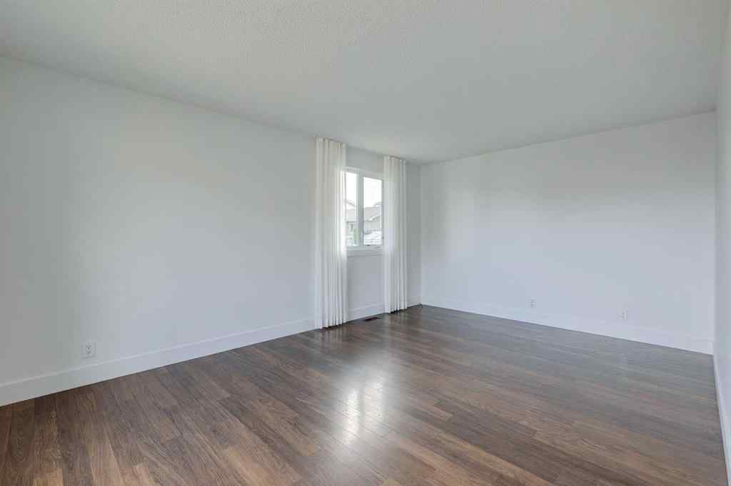 MLS® A2252138 - 23 Erin Grove Court SE in Erin Woods Calgary, Residential
