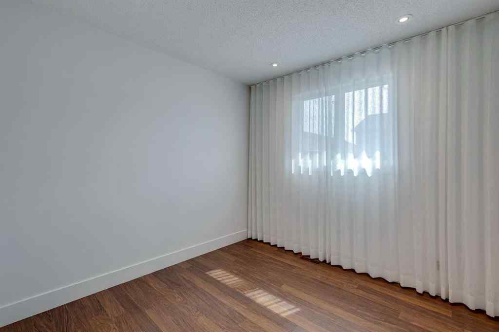 MLS® A2252138 - 23 Erin Grove Court SE in Erin Woods Calgary, Residential