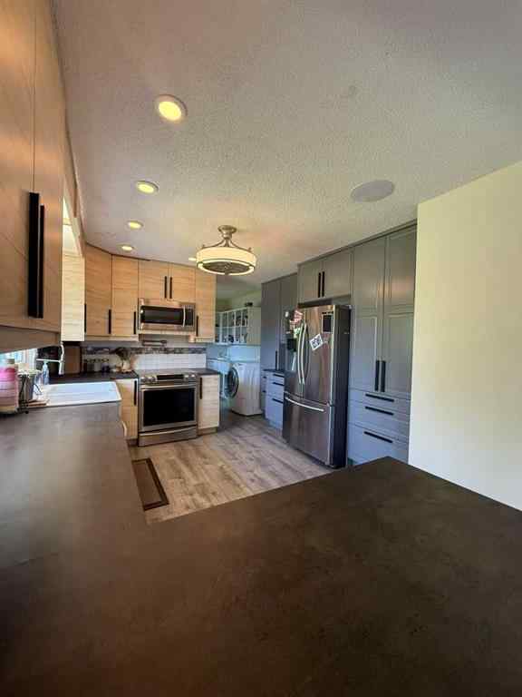 MLS® A2252140 - 4334 53 Avenue  in NONE High Prairie, Residential