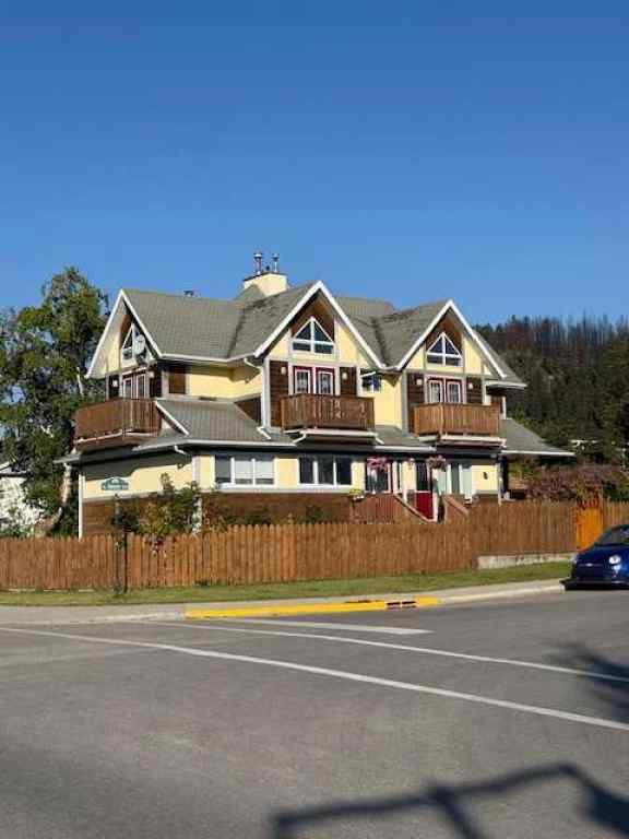 MLS® A2252150 - 800 Connaught Drive  in Jasper Jasper, Residential