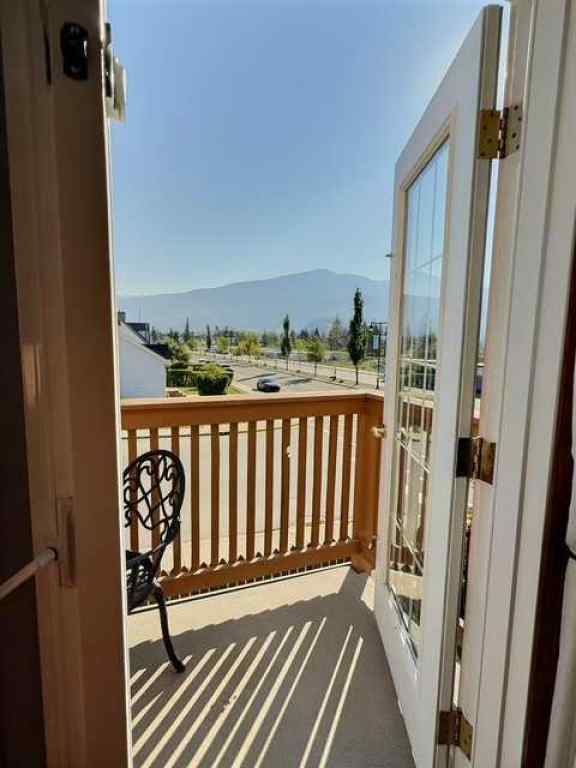 MLS® A2252150 - 800 Connaught Drive  in Jasper Jasper, Residential