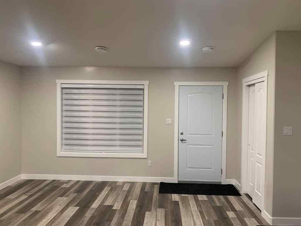 MLS® A2252152 - 325 5 Street  in NONE Vauxhall, Commercial