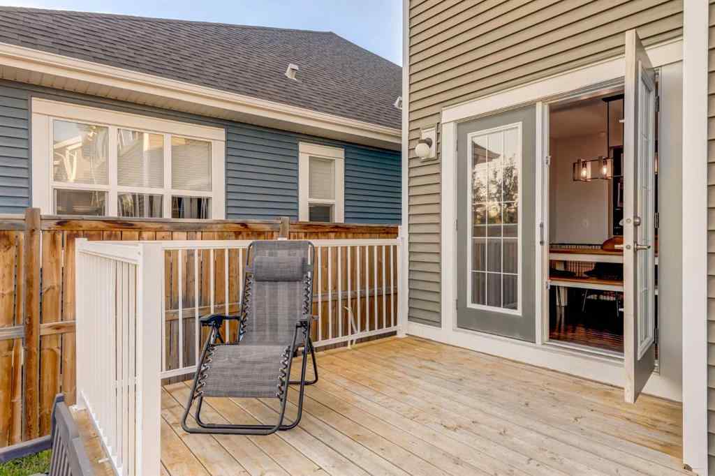 MLS® A2252157 - 298 River Heights Crescent  in River Heights Cochrane, Residential