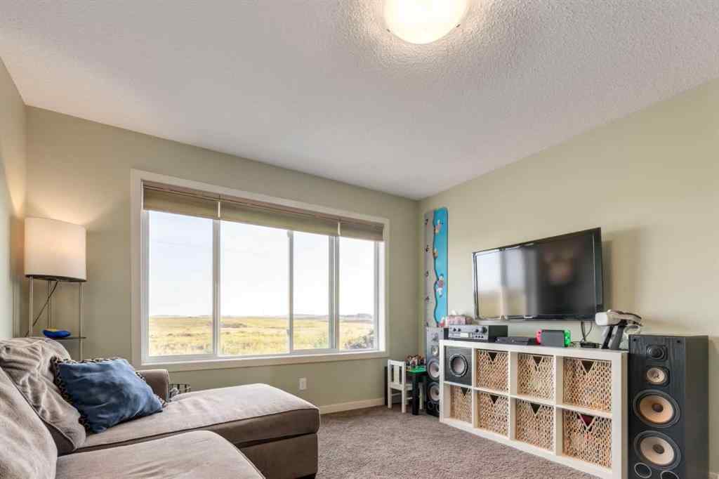 MLS® A2252157 - 298 River Heights Crescent  in River Heights Cochrane, Residential