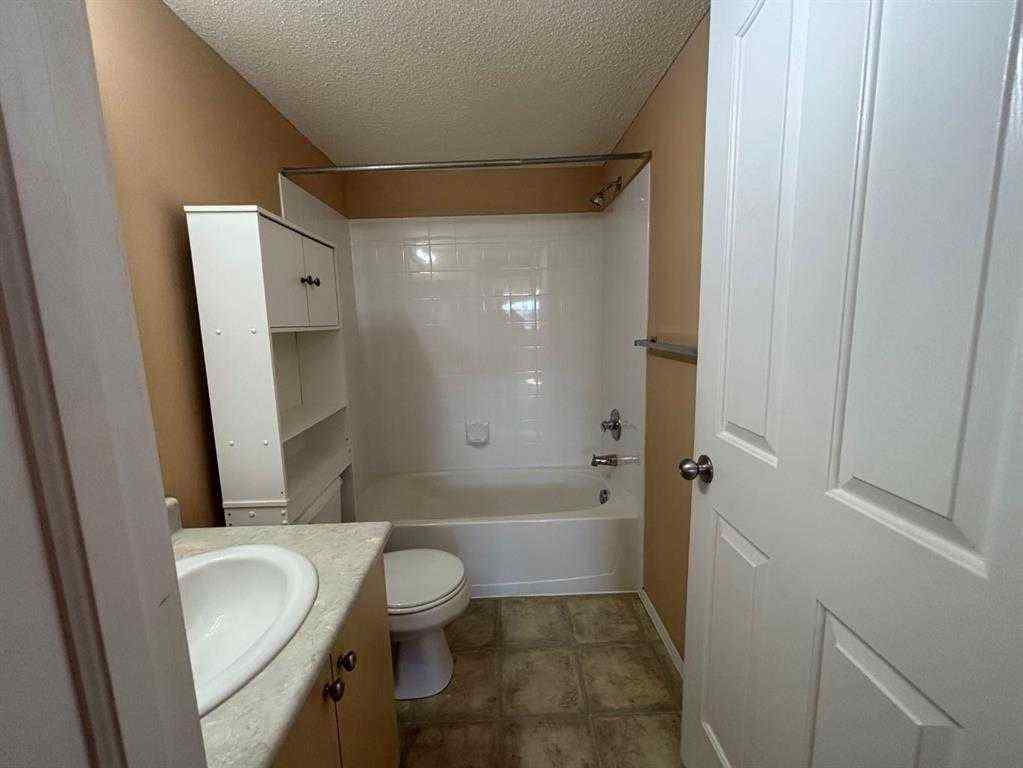 MLS® A2252158 - Unit #3318 10 Prestwick Bay SE in McKenzie Towne Calgary, Residential