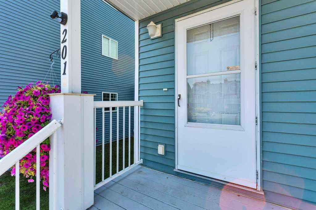 MLS® A2252159 - Unit #201 5220 50A Avenue  in Downtown Sylvan Lake, Residential