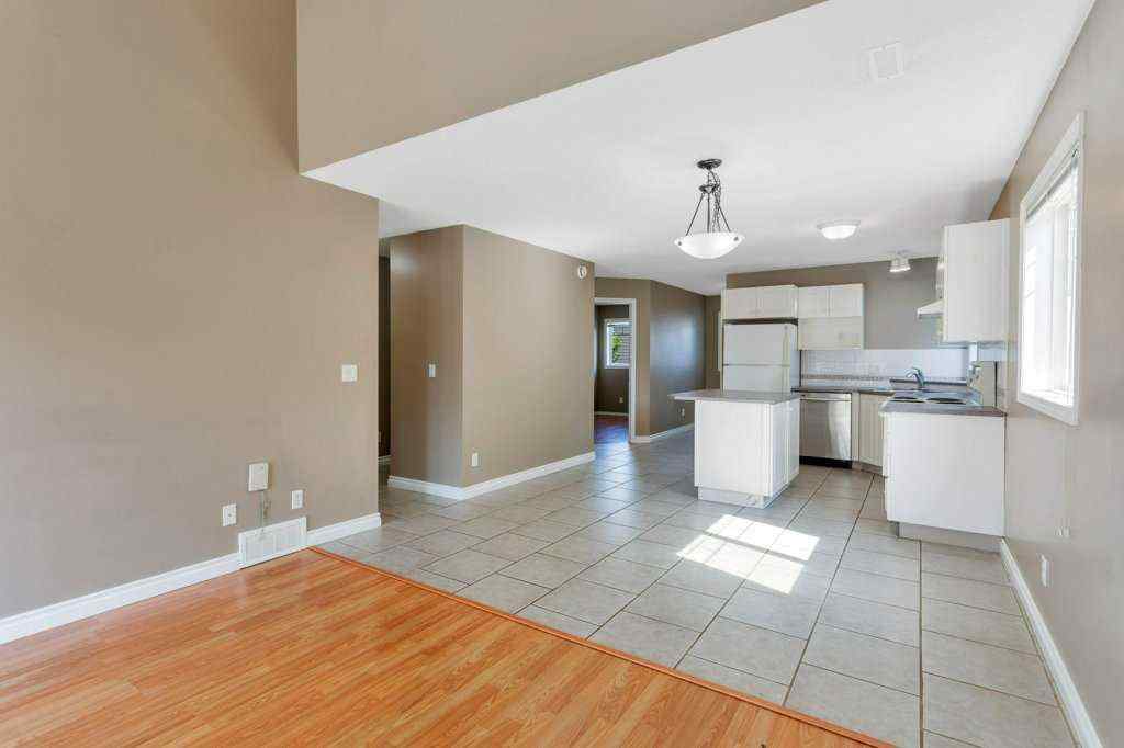 MLS® A2252159 - Unit #201 5220 50A Avenue  in Downtown Sylvan Lake, Residential