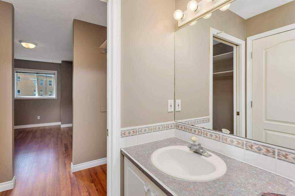 MLS® A2252159 - Unit #201 5220 50A Avenue  in Downtown Sylvan Lake, Residential
