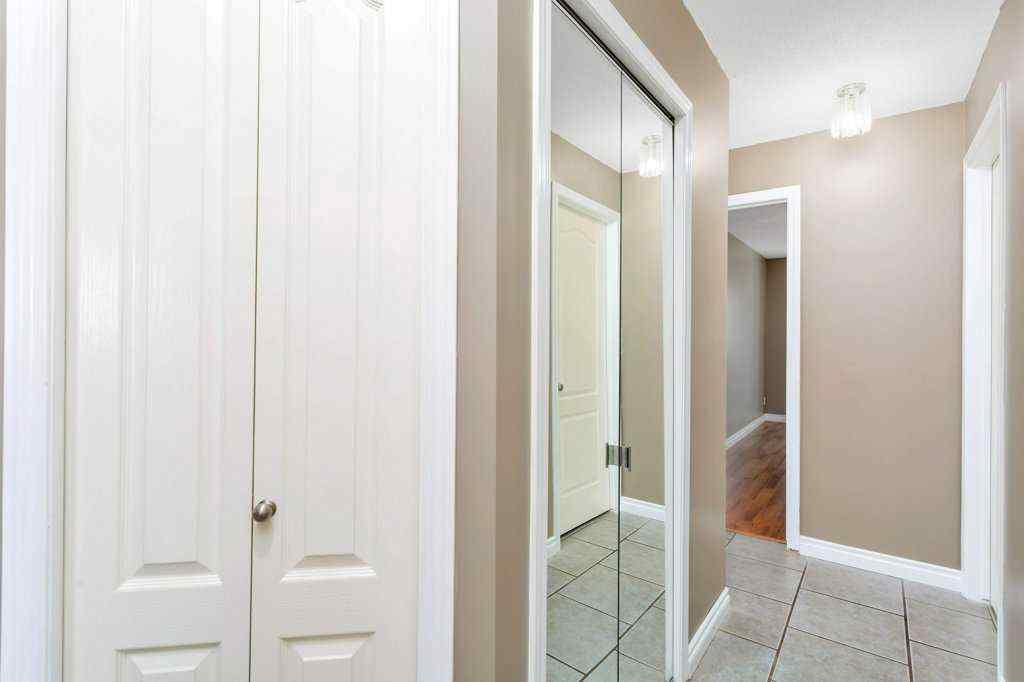 MLS® A2252159 - Unit #201 5220 50A Avenue  in Downtown Sylvan Lake, Residential