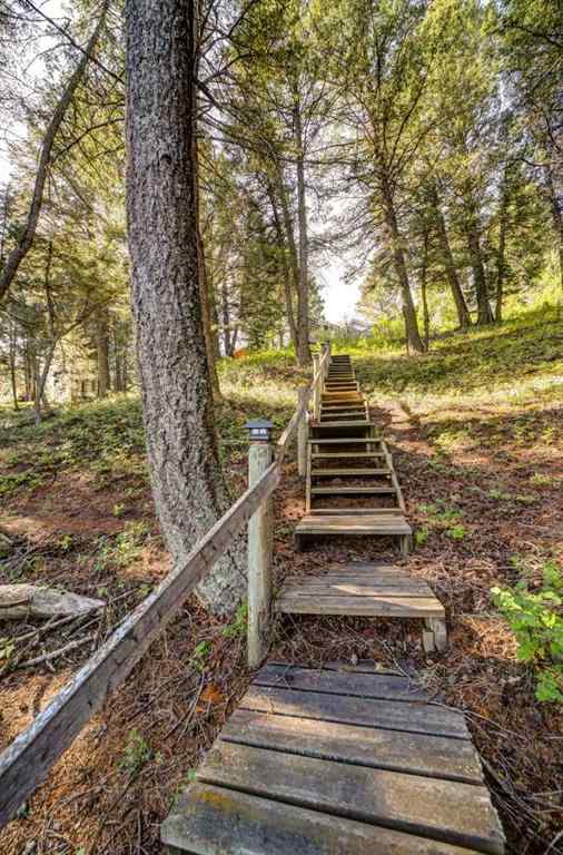 MLS® A2252162 - 48 Lee Lake Road  in NONE Rural Pincher Creek No. 9, M.D. of, Residential