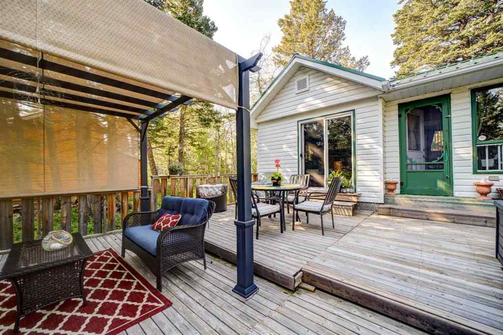 MLS® A2252162 - 48 Lee Lake Road  in NONE Rural Pincher Creek No. 9, M.D. of, Residential
