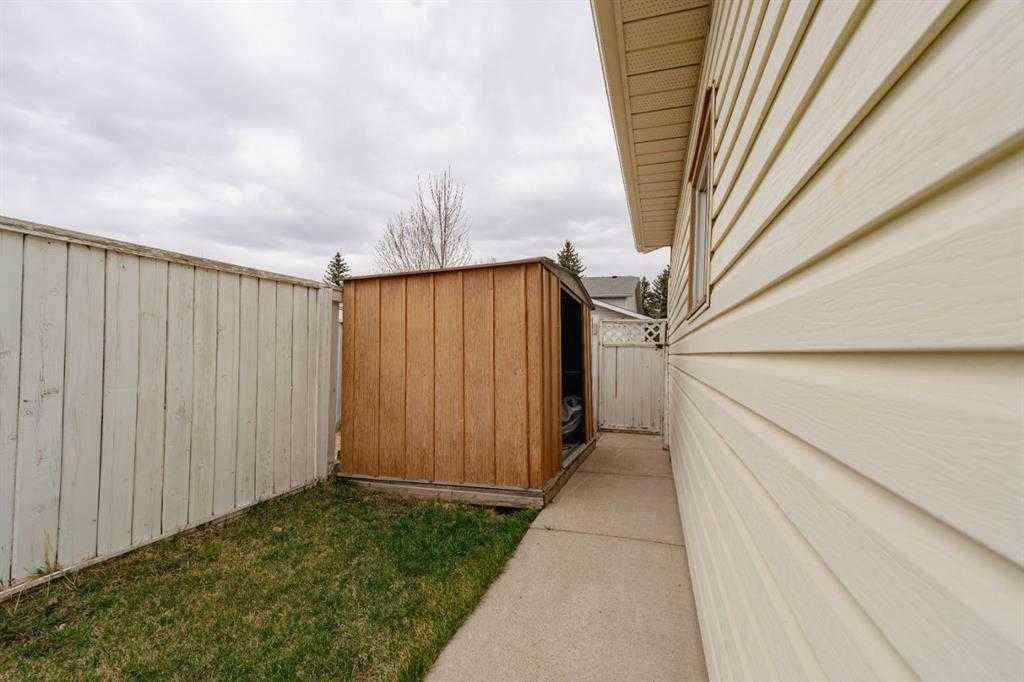 MLS® A2252167 - 24 Laguna Close NE in Monterey Park Calgary, Residential