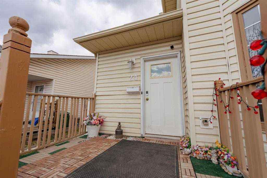 MLS® A2252167 - 24 Laguna Close NE in Monterey Park Calgary, Residential